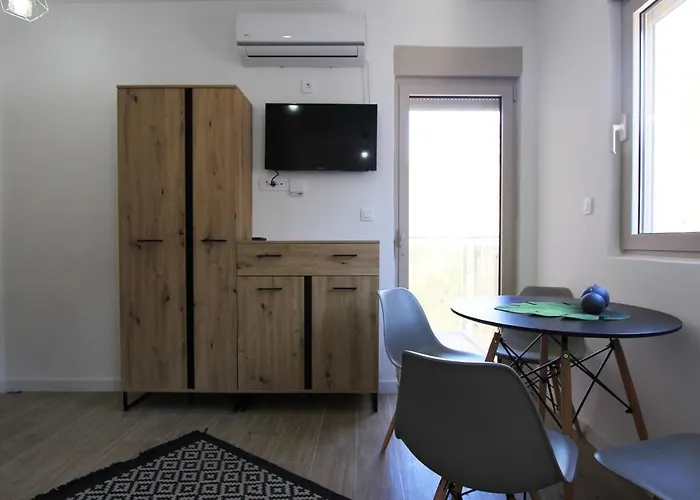 Studio 32 In Becici